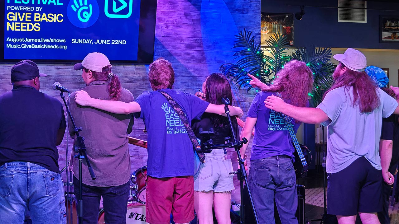 Music Festival – 200+ Gifted